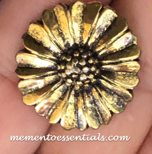 Load image into Gallery viewer, Silicone Mold elegant daisy Sun Flower cabochon Medallion button pin jewelry used with wax, gypsum, resin, hot glue, soap, clay, metal