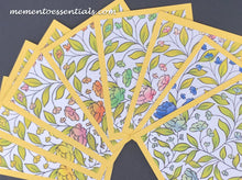Load image into Gallery viewer, 8 Handmade Note Cards A2 with Envelope.  Flower leaves leaf Bouquet Daisy Flower Rose 2 card colors to choose from