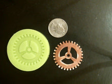 Load image into Gallery viewer, Silicone Mold Flower Daisy used with wax, Candle, gypsum, resin, hot glue, soap, clay, concrete, metal