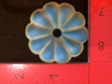 Load image into Gallery viewer, Silicone Mold Flower Daisy used with wax, Candle, gypsum, resin, hot glue, soap, clay, concrete, metal