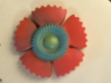 Load image into Gallery viewer, Silicone Mold Flower Daisy used with wax, Candle, gypsum, resin, hot glue, soap, clay, concrete, metal
